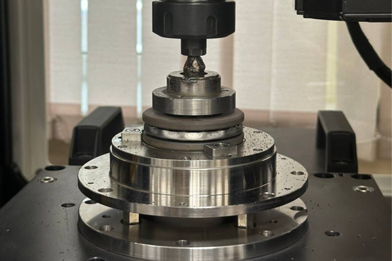 MFT-5000 laboratory tribometer