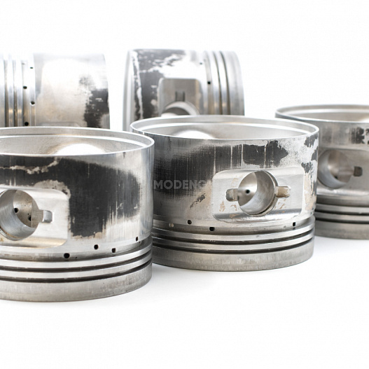 Aircraft engines pistons