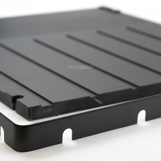 Plates and knives for toothbrush packaging equipment