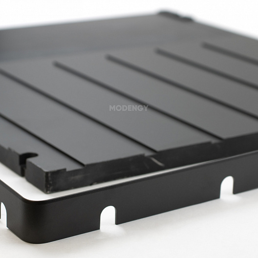 Plates and knives for toothbrush packaging equipment